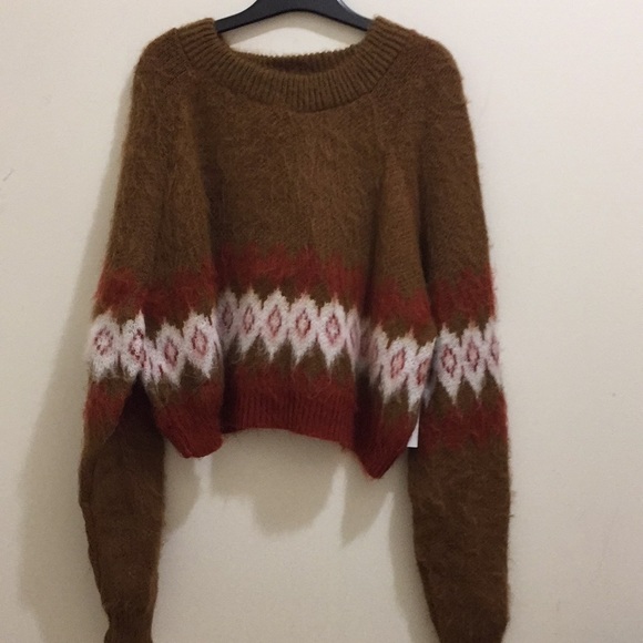 Abound sweater (sz m) - Picture 1 of 7